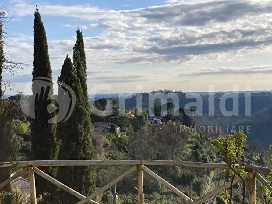 Immagine 10 di Villa in vendita  in Via di Valle Yorio a Castelnuovo Di Porto