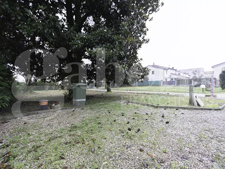 Immagine 27 di Casa quadrifamiliare in vendita  in Via Delle Azalee, 49 a Mogliano Veneto