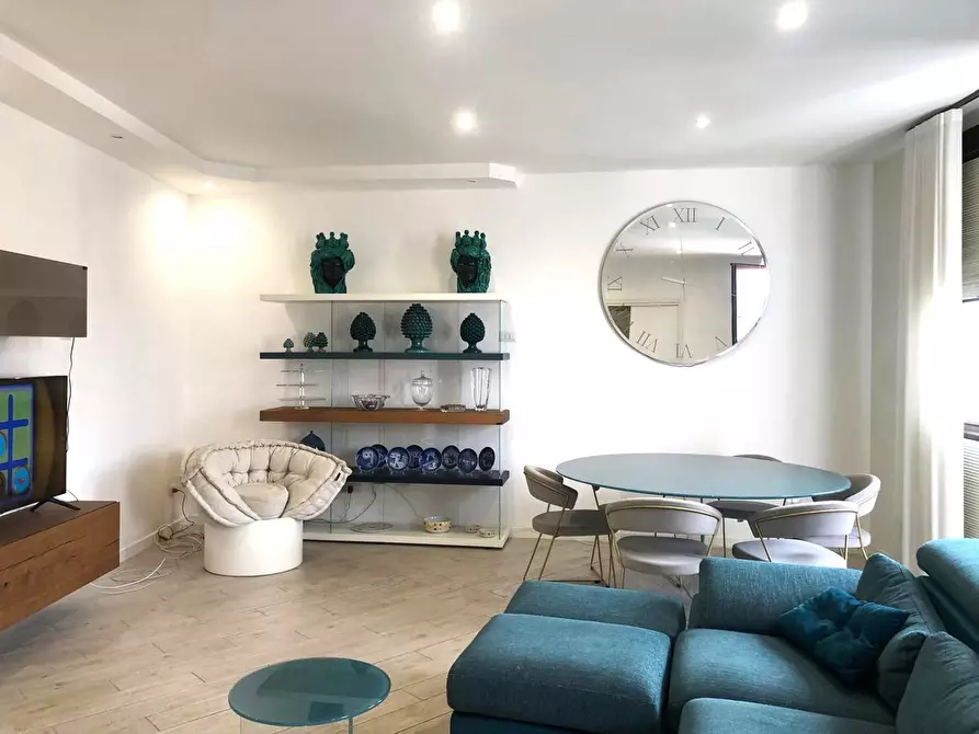 Immagine 7 di Appartamento in affitto  in Via Maqueda, 278 a Palermo