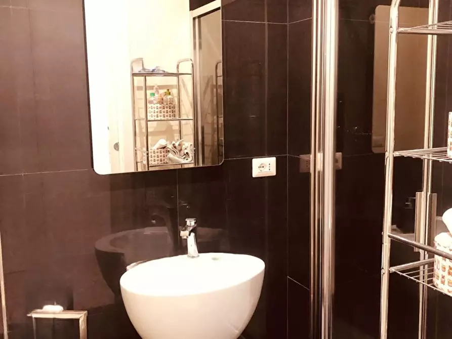 Immagine 42 di Appartamento in affitto  in Via Maqueda, 278 a Palermo