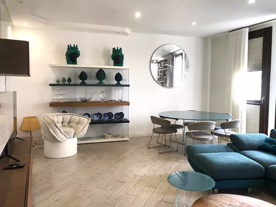 Immagine 2 di Appartamento in affitto  in Via Maqueda, 278 a Palermo
