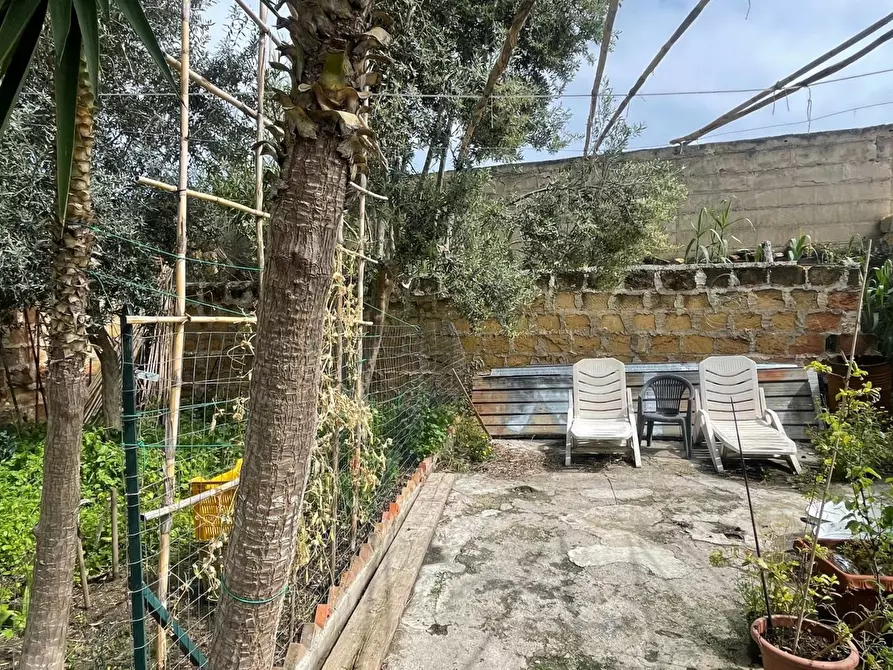 Immagine 7 di Palazzo in vendita  in Via Conte Federico, 178/F a Palermo