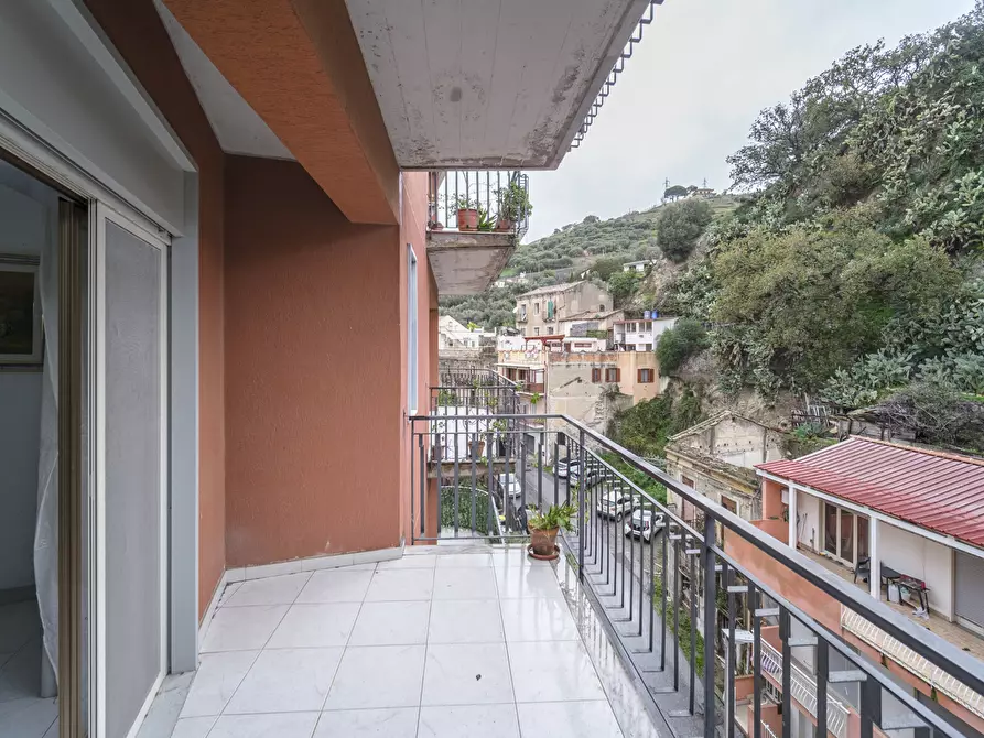 Immagine 37 di Appartamento in vendita  in Via Comunale Bordonaro, 436 a Messina