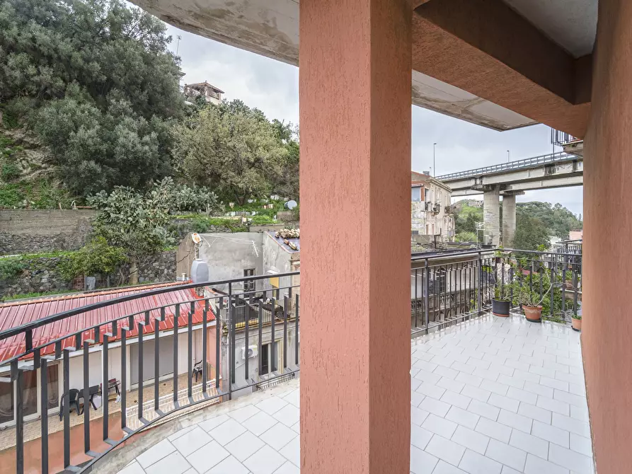 Immagine 24 di Appartamento in vendita  in Via Comunale Bordonaro, 436 a Messina