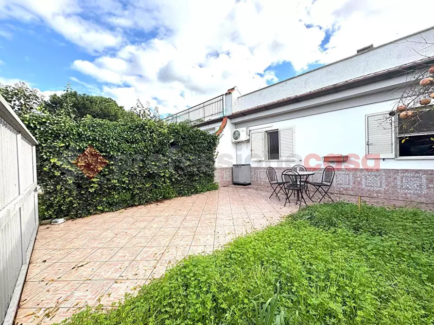 Immagine 3 di Villetta a schiera in vendita  in Via CAPRATICA, 1 a Sperlonga