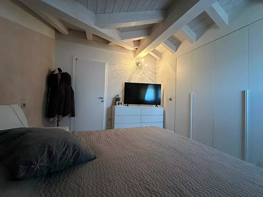 Immagine 11 di Multiproprietà in vendita  in Via G.B. Sufflico, 4 a Palazzolo Sull'oglio