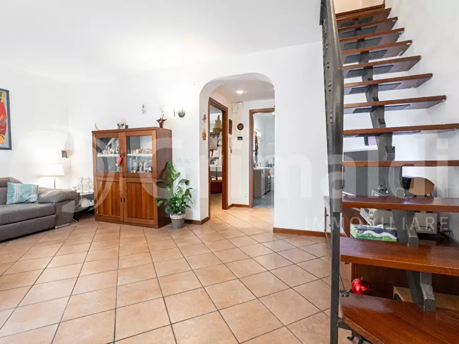 Immagine 10 di Appartamento in vendita  in Via Scale Sant'Anna, 70 a Aci Catena