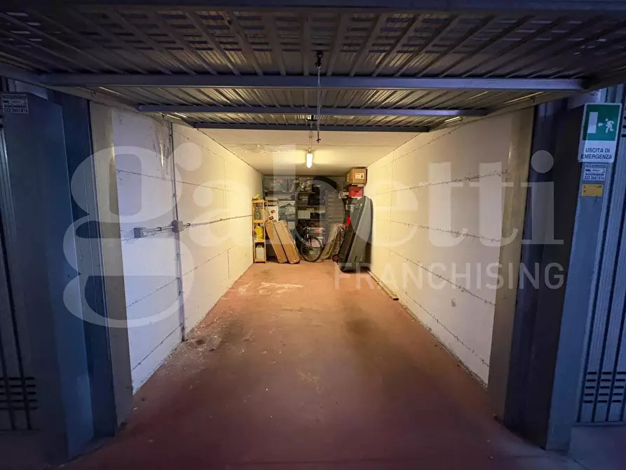 Immagine 38 di Appartamento in vendita  in Via Arzana, 57 a Roma