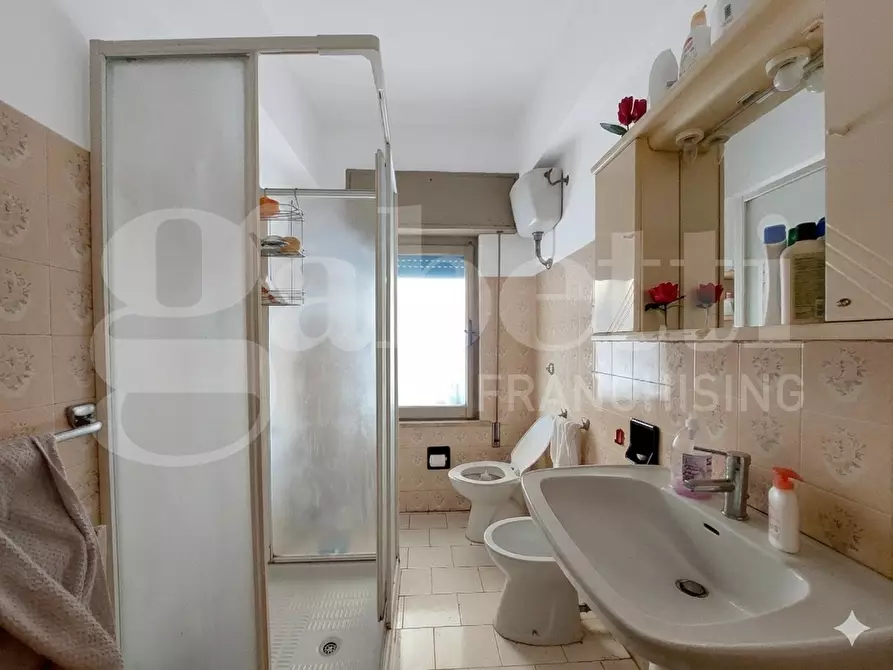 Immagine 25 di Appartamento in vendita  in Via Cairoli, 8 a Alba Adriatica