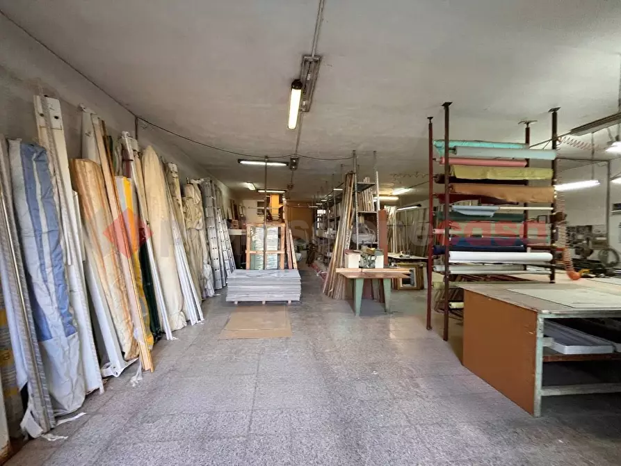 Immagine 6 di Laboratorio in vendita  in Via Pio XII a Poggiardo