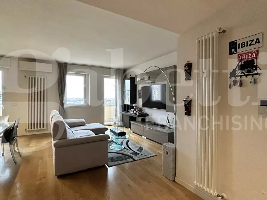 Immagine 28 di Appartamento in vendita  in Via Milano a Bologna