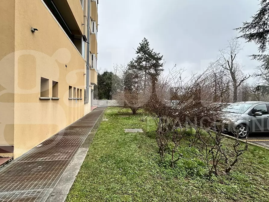 Immagine 31 di Appartamento in vendita  in Via Milano a Bologna