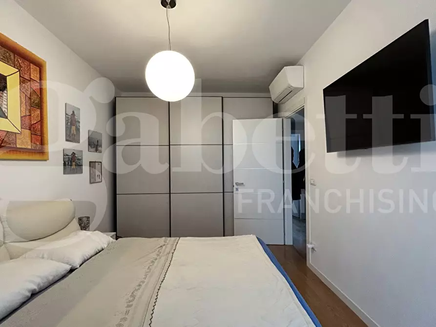 Immagine 12 di Appartamento in vendita  in Via Milano a Bologna