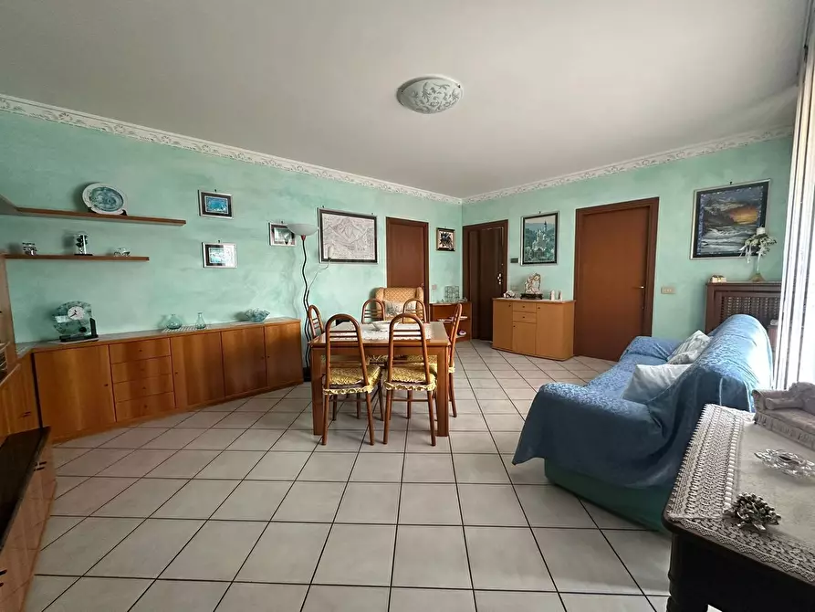 Immagine 4 di Appartamento in vendita  in Via Carlo Alberto dalla Chiesa, 8 a Chiari