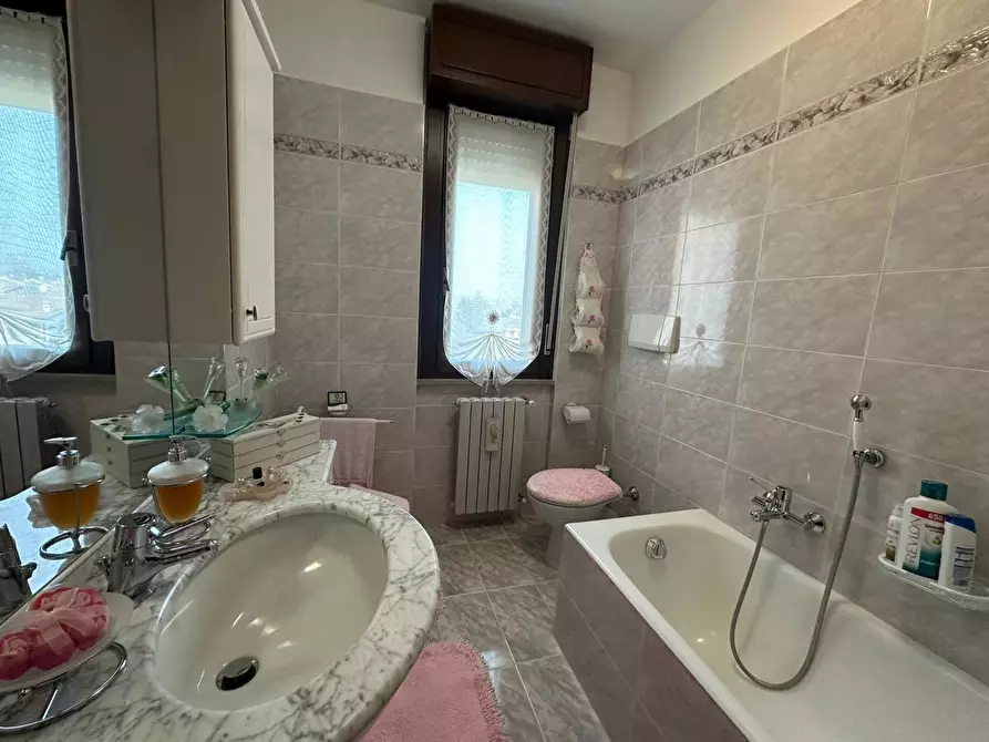 Immagine 18 di Appartamento in vendita  in Via Carlo Alberto dalla Chiesa, 8 a Chiari