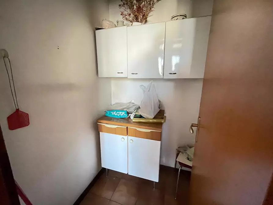 Immagine 13 di Appartamento in vendita  in Via aldo moro, 38 a Cassinetta Di Lugagnano