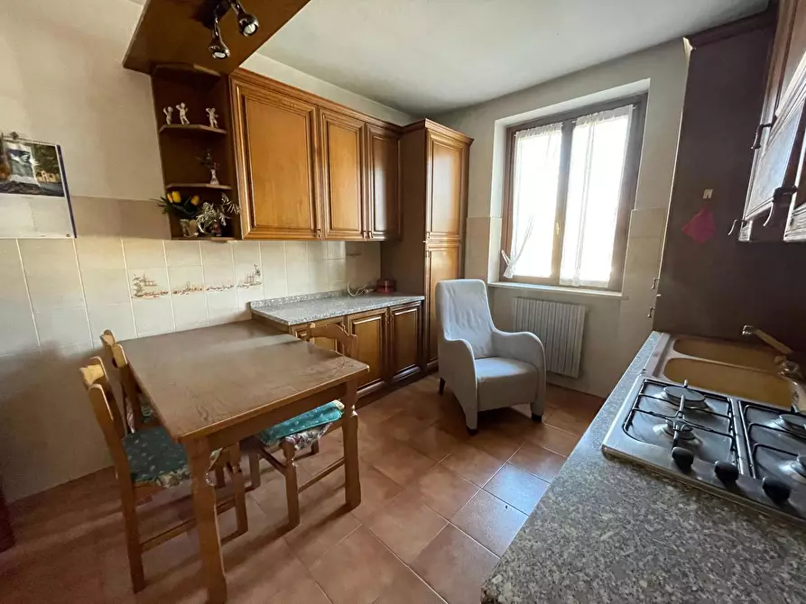 Immagine 6 di Appartamento in vendita  in Via aldo moro, 38 a Cassinetta Di Lugagnano
