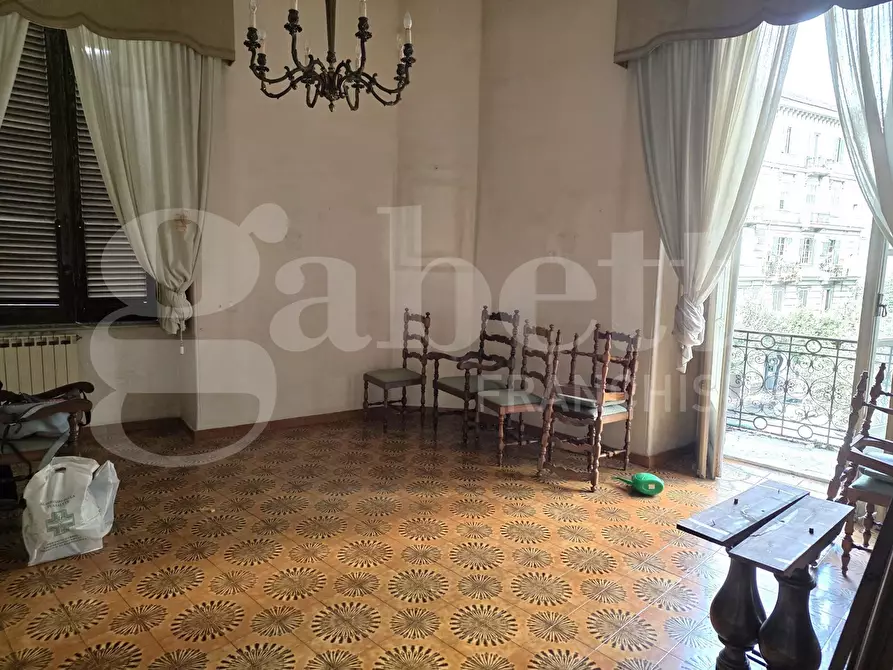 Immagine 8 di Appartamento in vendita  in Corso giuseppe garibaldi a Napoli