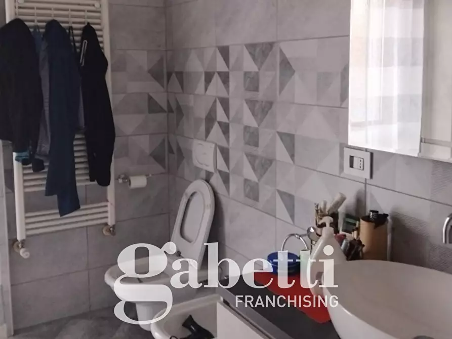 Immagine 10 di Appartamento in vendita  in Via San Francesco D'Assisi, 3 a Ciriè
