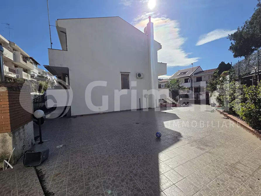 Immagine 11 di Casa bifamiliare in vendita  in Via Conca D'Oro a Messina