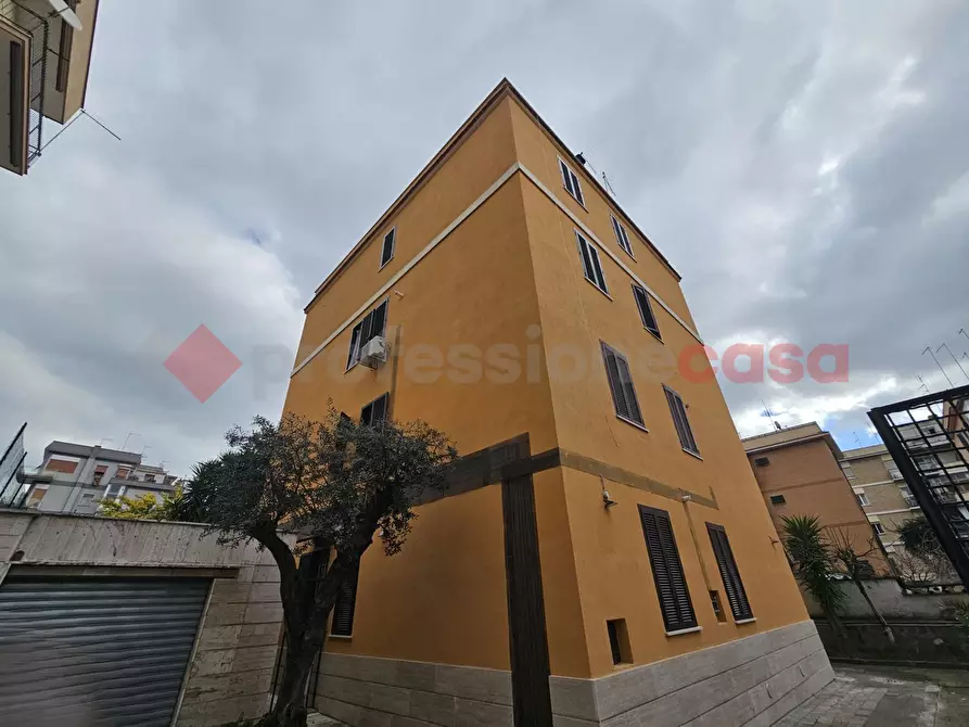 Immagine 1 di Appartamento in vendita  in Via Domenico Svampa, 22 a Roma