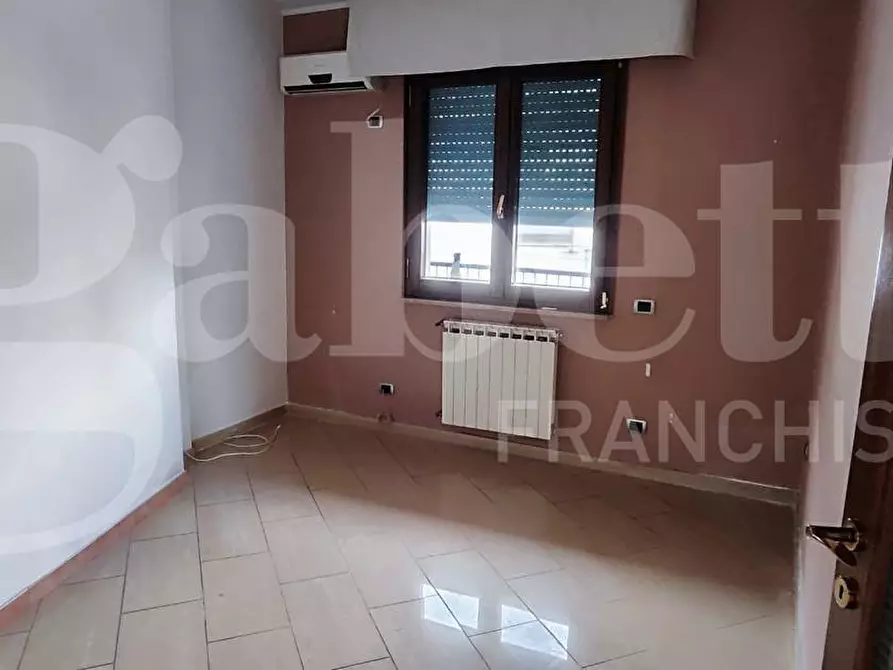 Immagine 12 di Appartamento in affitto  in Via campania a Napoli