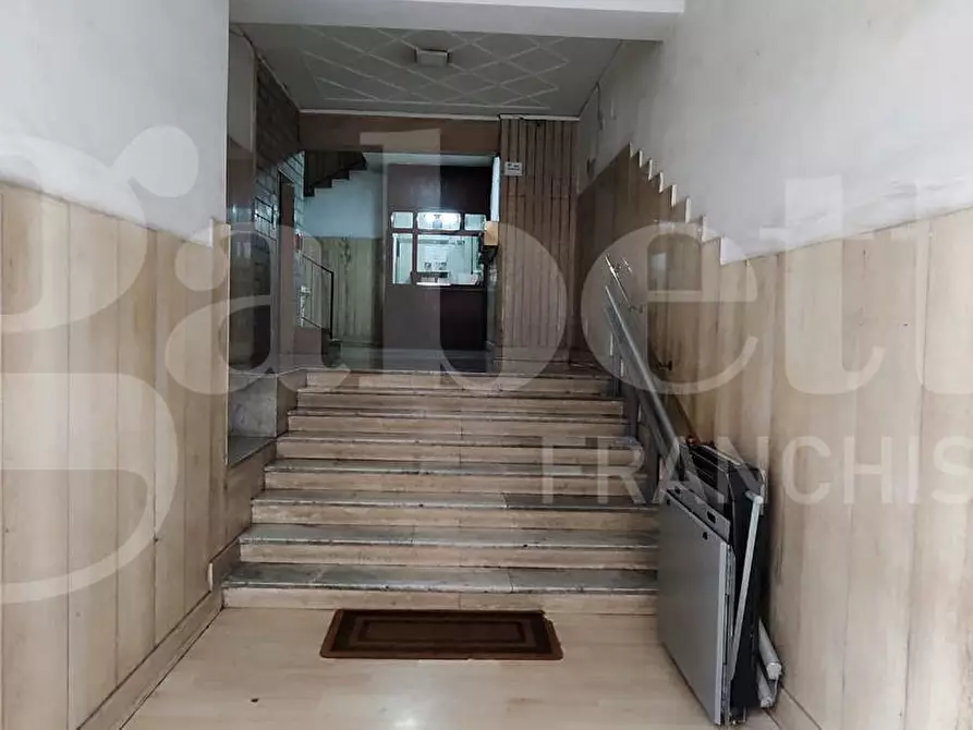 Immagine 2 di Appartamento in affitto  in Via campania a Napoli