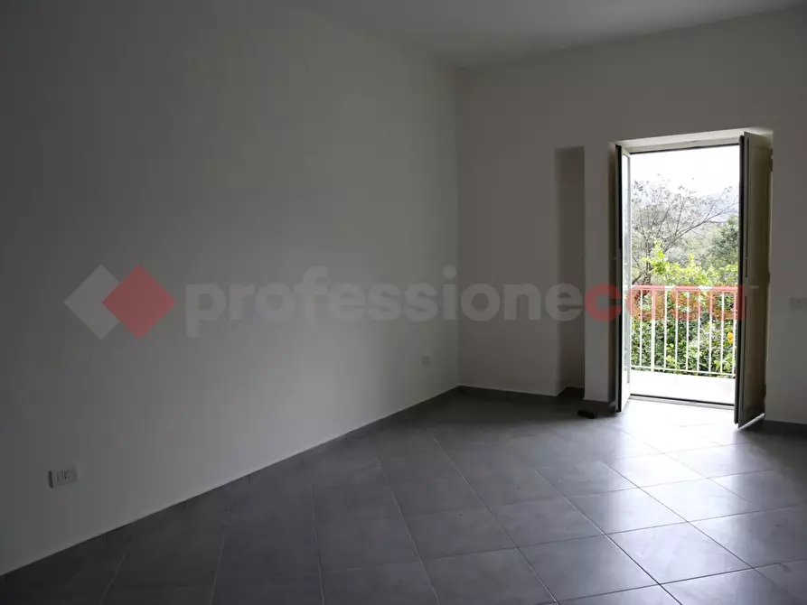 Immagine 9 di Appartamento in vendita  in Via Colombo, 23 a Pastorano