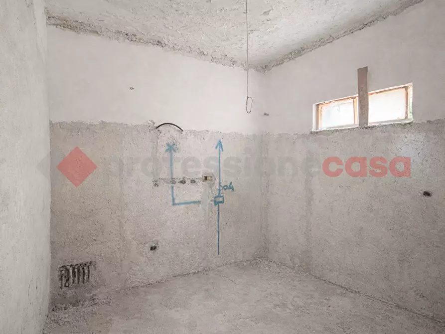 Immagine 3 di Appartamento in vendita  in Via Croce, 4 a Torre Cajetani