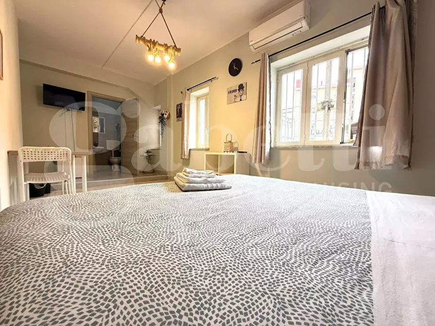 Immagine 32 di Appartamento in vendita  in Corso arnaldo lucci a Napoli