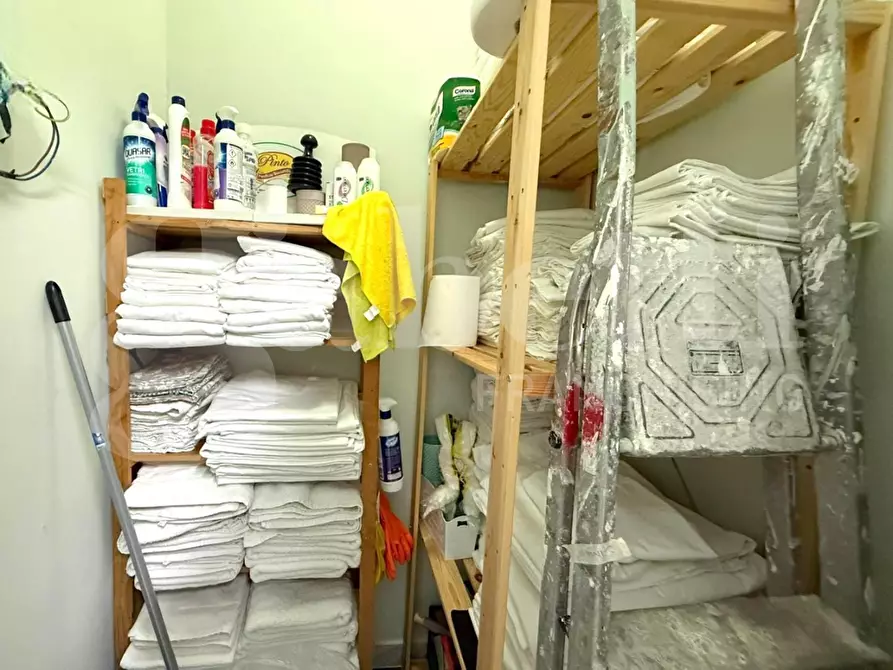 Immagine 37 di Appartamento in vendita  in Corso arnaldo lucci a Napoli