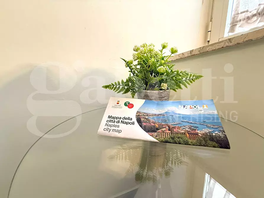 Immagine 36 di Appartamento in vendita  in Corso arnaldo lucci a Napoli