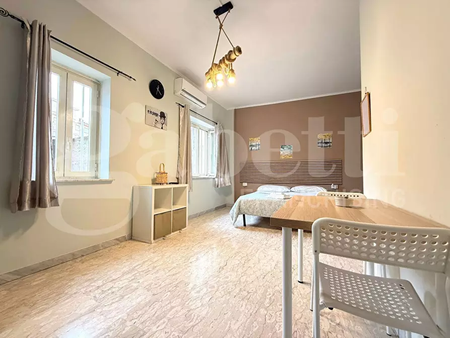 Immagine 27 di Appartamento in vendita  in Corso arnaldo lucci a Napoli