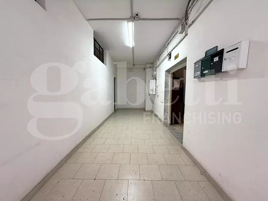 Immagine 6 di Appartamento in vendita  in Corso arnaldo lucci a Napoli