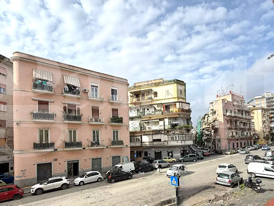 Immagine 2 di Appartamento in vendita  in Corso arnaldo lucci a Napoli