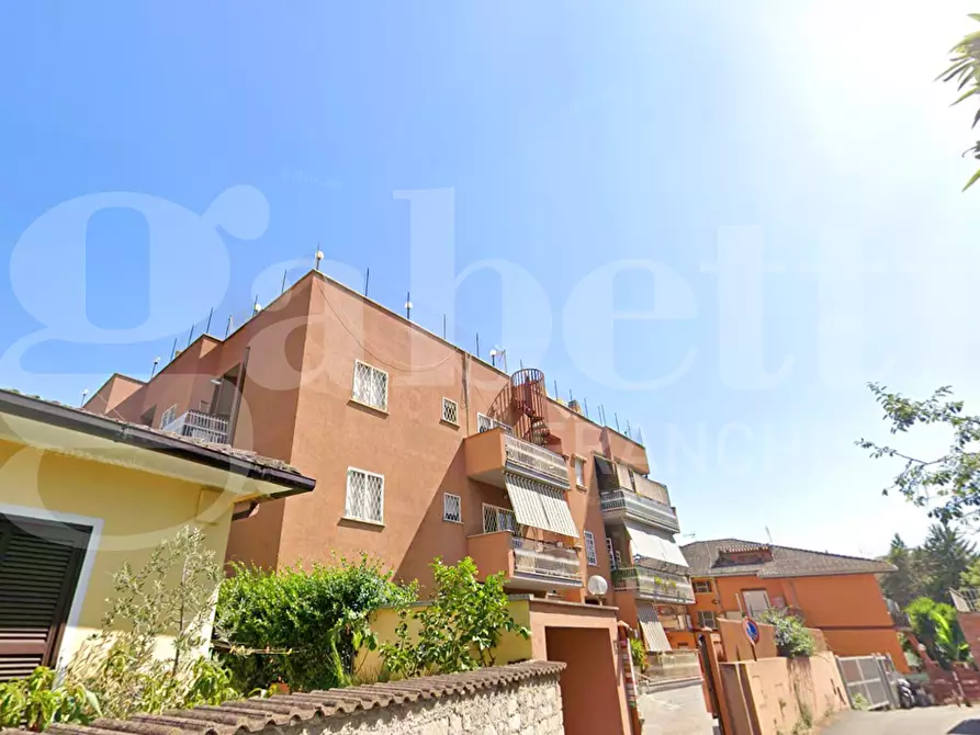 Immagine 3 di Appartamento in vendita  in Via dei Bonacolsi, 9 a Roma