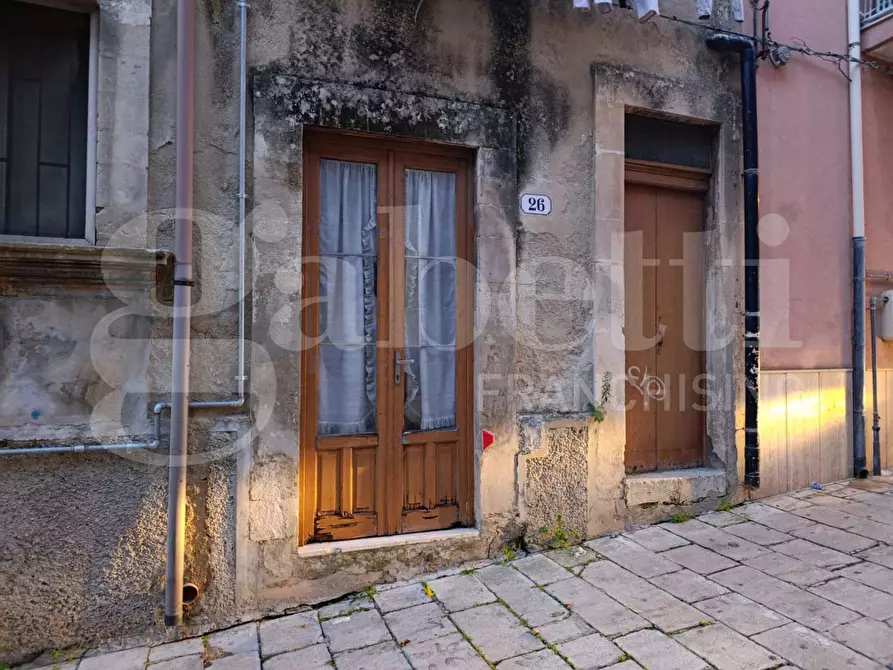 Immagine 2 di Negozio in vendita  in Via Mariannina SchininÃ , 125 a Ragusa