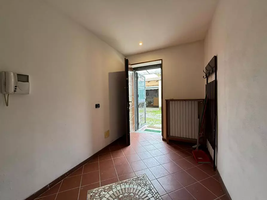 Immagine 5 di Appartamento in vendita  in Via Tagliamento, 3 a Rovato