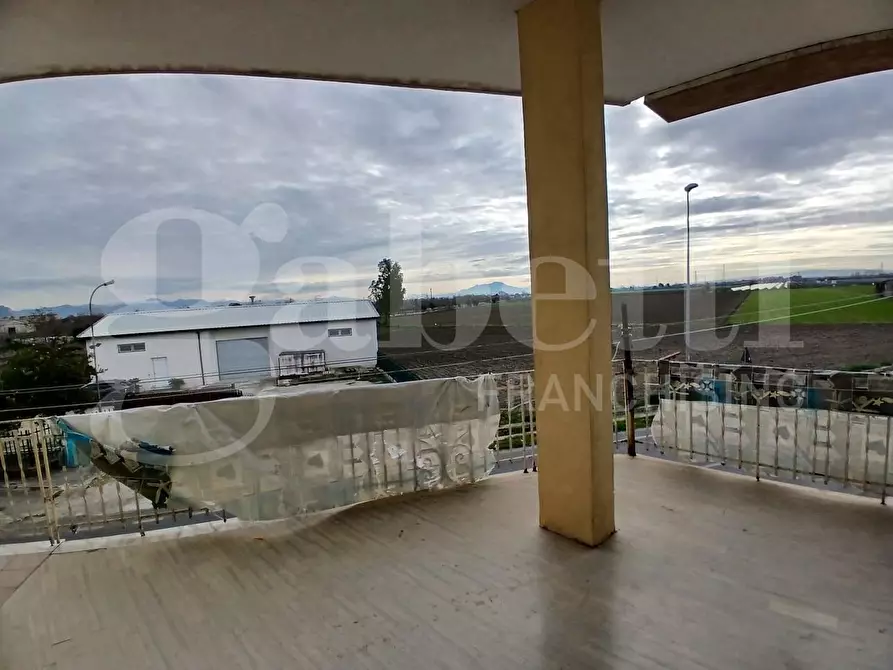 Immagine 13 di Casa indipendente in vendita  in Via Santa Maria La Fossa a Capua