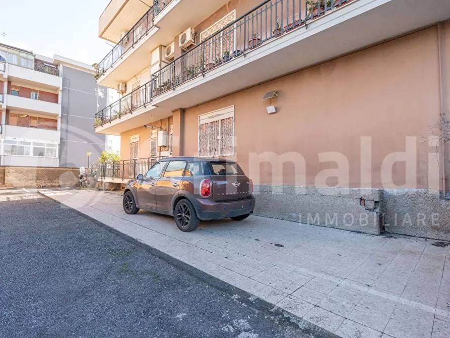 Immagine 4 di Appartamento in vendita  in Via A.Volta, 18 a Catania