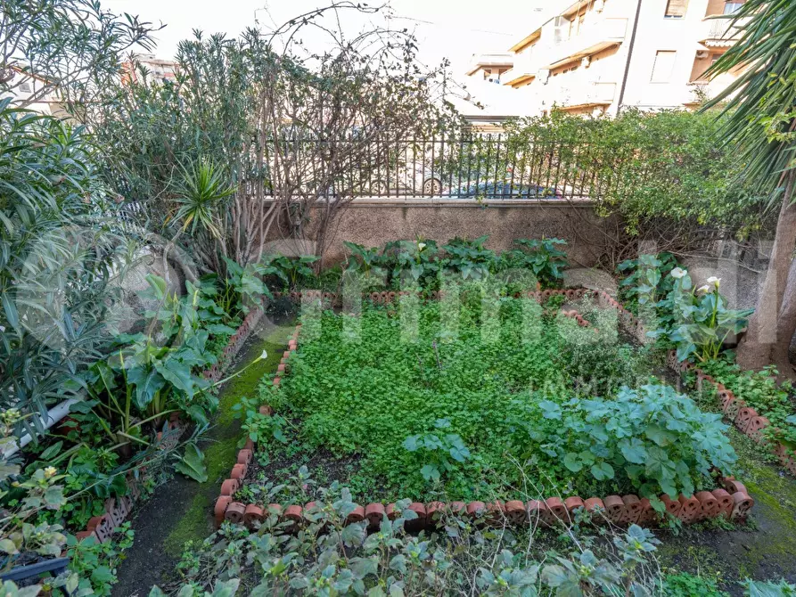 Immagine 15 di Appartamento in vendita  in Via A.Volta, 18 a Catania
