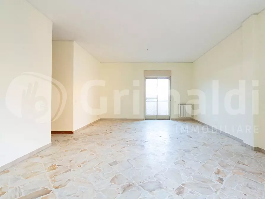 Immagine 45 di Appartamento in vendita  in Via A.Volta, 18 a Catania