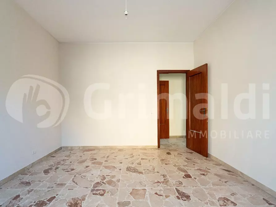 Immagine 17 di Appartamento in vendita  in Via A.Volta, 18 a Catania