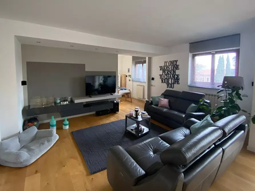 Immagine 1 di Appartamento in vendita  in Via Mauro Venegoni, 94 a Legnano