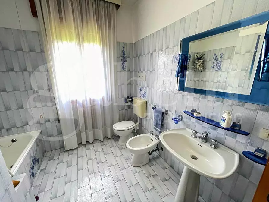 Immagine 19 di Casa indipendente in vendita  in Via VALLI - PIAZZA NATIVITA', 00 a Chioggia