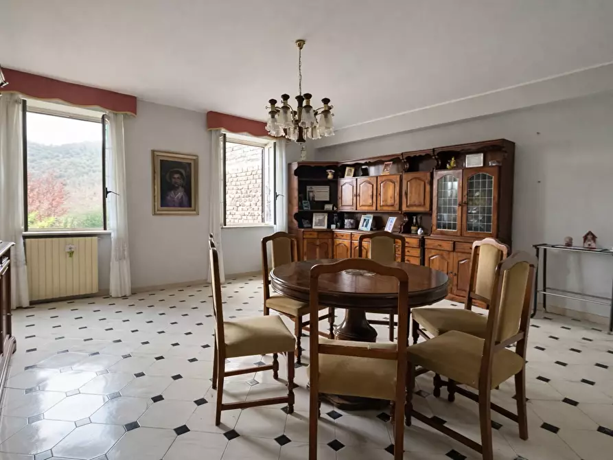 Immagine 3 di Casa indipendente in vendita  in Via valcagnano, 23 a Trivigliano