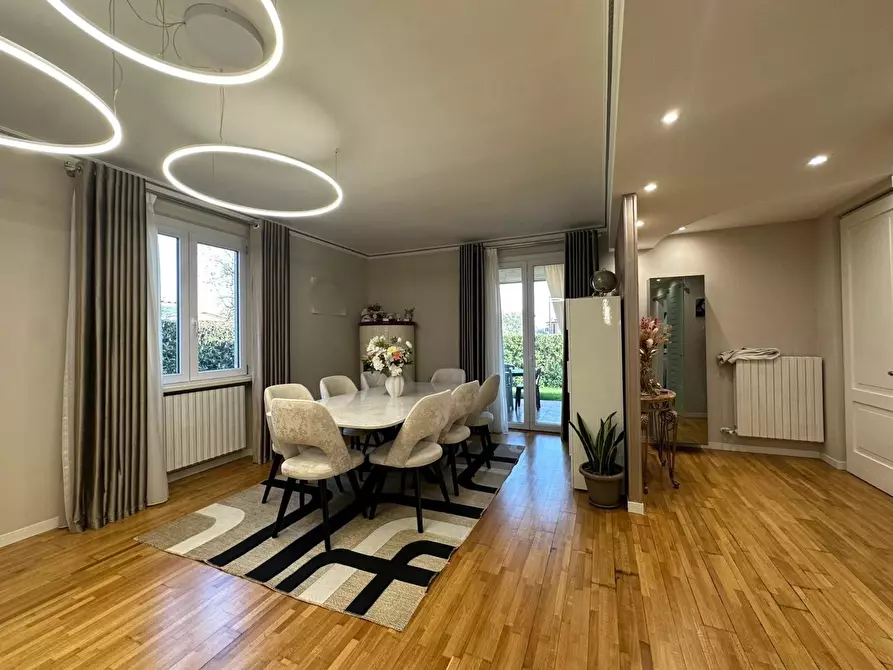 Immagine 13 di Villa in vendita  in Via Cattarello, 1/a a Chiari