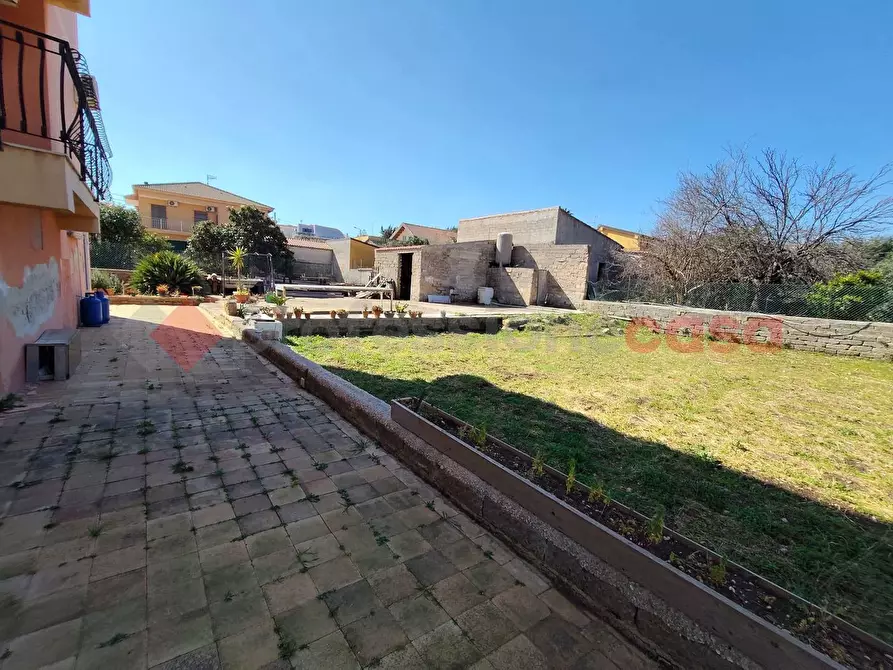 Immagine 35 di Villa in vendita  in Via agrigento, 14 a Siracusa