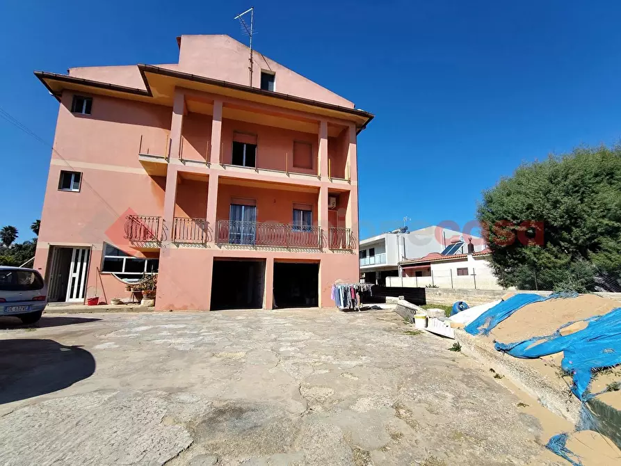 Immagine 37 di Villa in vendita  in Via agrigento, 14 a Siracusa