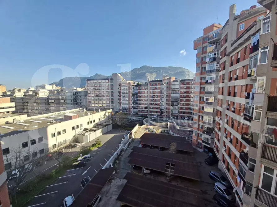 Immagine 28 di Appartamento in vendita  in Via Alcide de Gasperi a Palermo